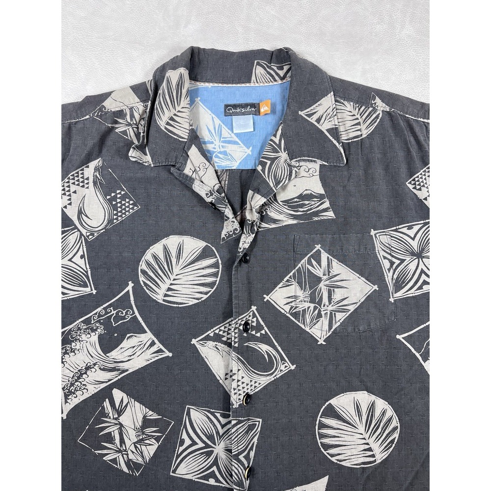 Vintage Quiksilver Hawaiian Shirt Size L XL Grey Surf Short Sleeve Button Up Y2K